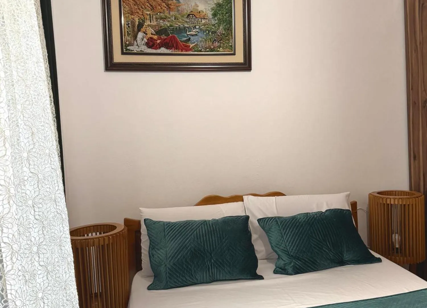 Rosy House - Comode House Near The Beach Golem  Albania